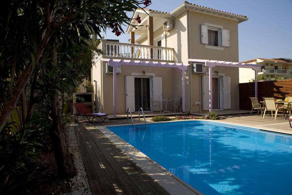 Le Torri Villas By Nidri Holiday Villas Exterior photo
