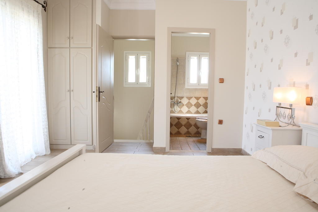 Le Torri Villas By Nidri Holiday Villas Exterior photo