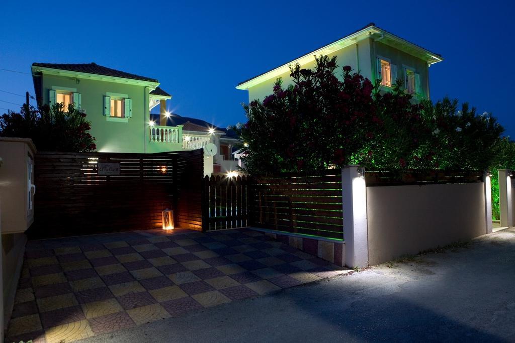 Le Torri Villas By Nidri Holiday Villas Exterior photo